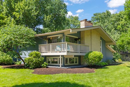 917 Royal Blackheath Ct, Naperville, IL, 60563-2303 | Card Image