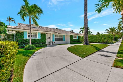 136 Worth Ct S, West Palm Beach, FL, 33405-2754 | Card Image