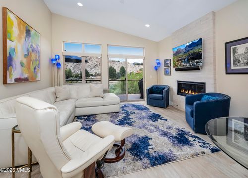 30 Lynx Cir, Gypsum, CO, 81637-5435 | Card Image