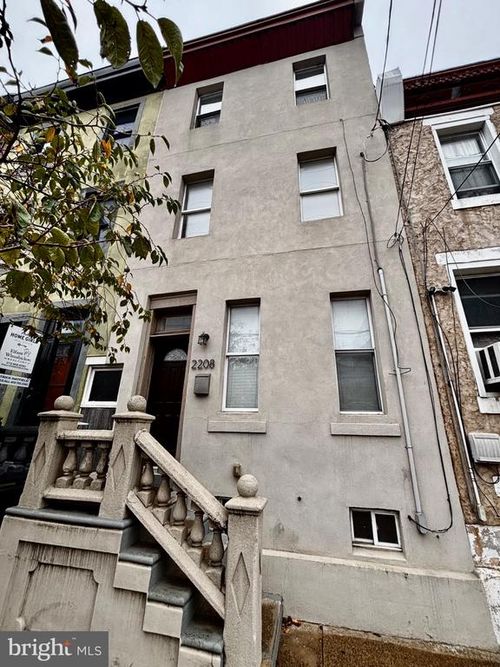 2208 E Lehigh Ave, PHILADELPHIA, PA, 19125-1812 | Card Image