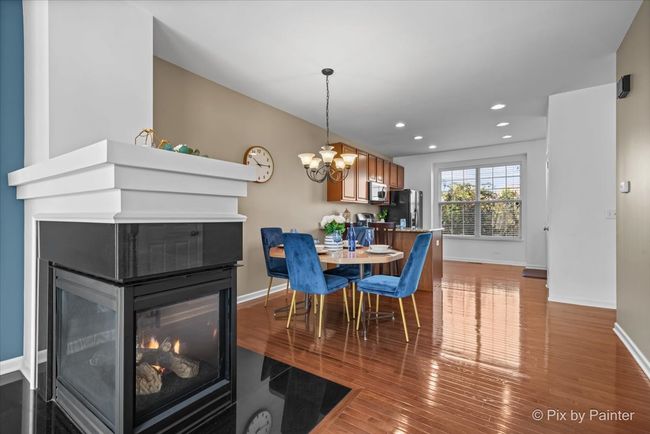 1007 Alberta Rd, Townhouse with 3 bedrooms, 3 bathrooms and 6 parking in Elgin IL | Image 8