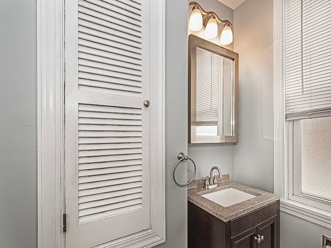 298 Bath | Image 13