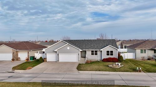 819 Sagewood Ave, Grand Island, NE, 68803-4981 | Card Image