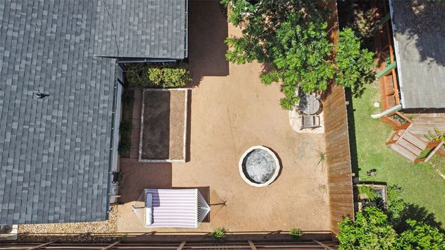 9831 Briar Ridge Dr, House other with 3 bedrooms, 2 bathrooms and 4 parking in Austin TX | Image 5