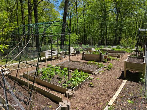 800 Saddle Brook Ct, Hawley, PA, 18428 | Card Image