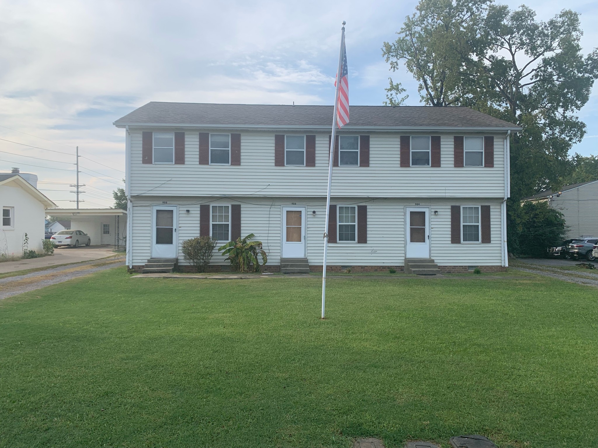 Smith St, Murfreesboro, TN 37129