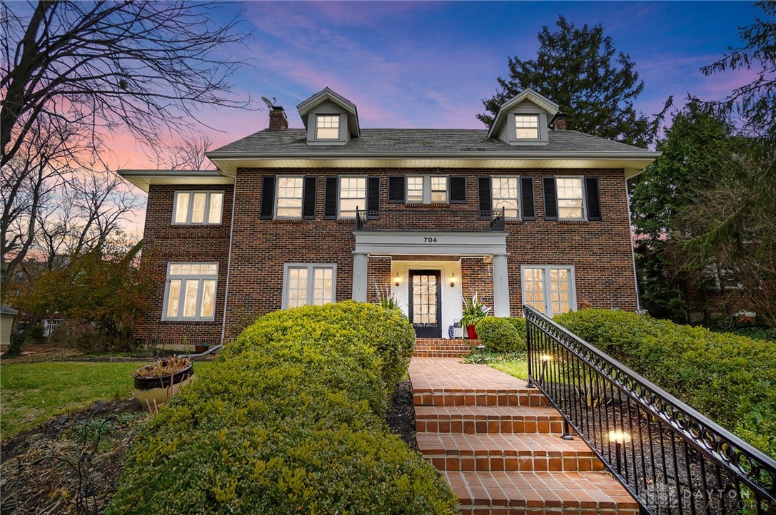 Harman Ave, Oakwood, OH 45419