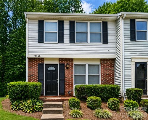 d-9456 Lexington Cir, Charlotte, NC, 28213-8219 | Card Image