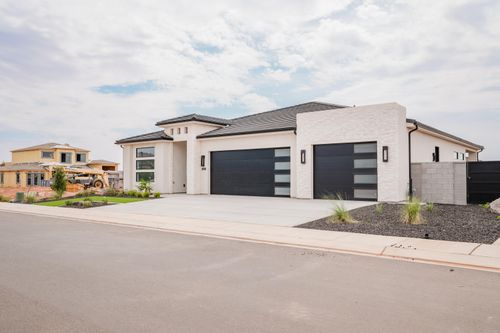 3463 W Justify Way, Santa Clara, UT, 84765-1300 | Card Image
