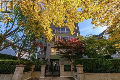 3 - 2838 Birch St, Condo with 3 bedrooms, 3 bathrooms and 2 parking in Vancouver BC | Image 1