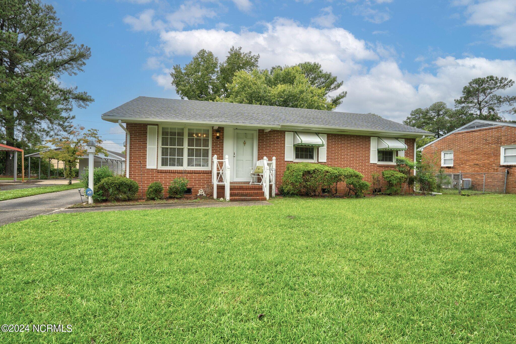 Panola St, Tarboro, NC 27886