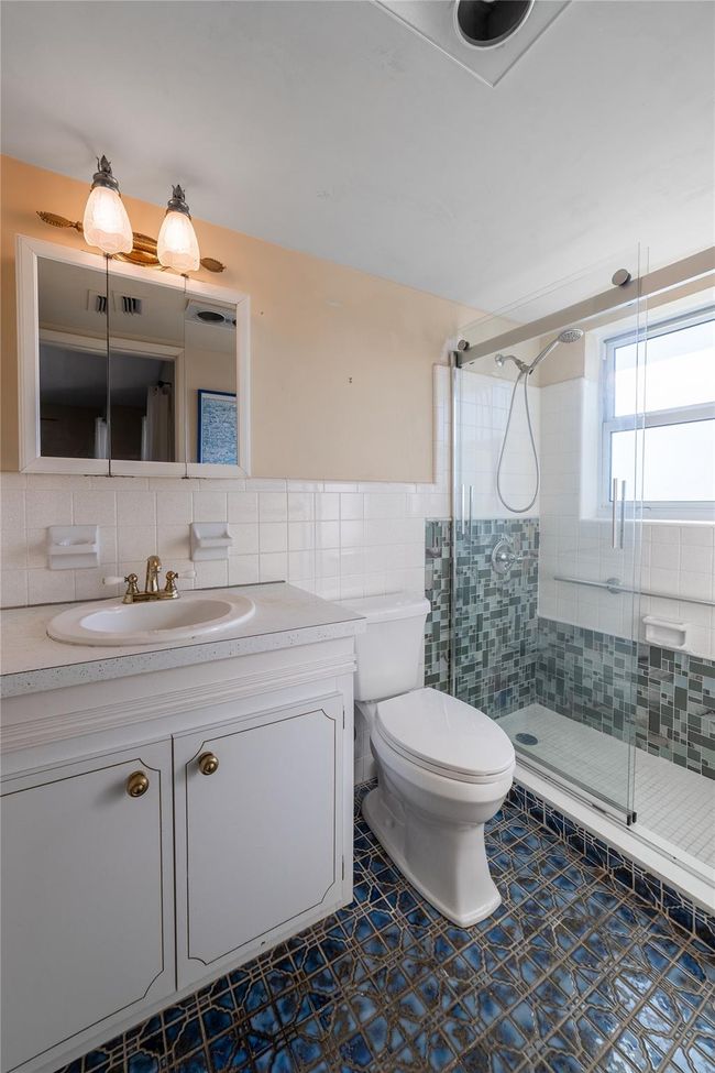 APT-340 - 1951 Ne 39 Th St, Condo with 1 bedrooms, 2 bathrooms and null parking in Lighthouse Point FL | Image 10