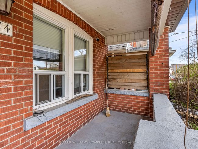 174 Park Row N, House other with 2 bedrooms, 2 bathrooms and null parking in Hamilton ON | Image 6