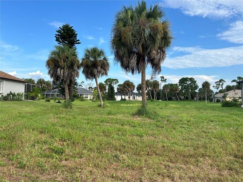105 Marker Rd, Rotonda West, FL, 33947-1834 | Card Image