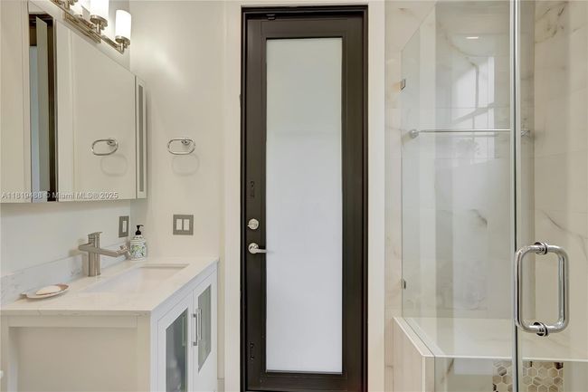 8902 Nw 178 Th Ln, House other with 4 bedrooms, 4 bathrooms and null parking in Hialeah FL | Image 22