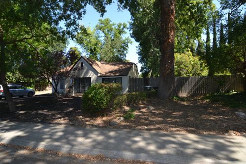 229 Mensinger Ave, Modesto, CA, 95350-5225 | Card Image