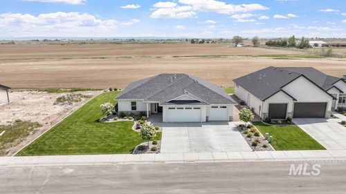 930 23rd Ave E, Jerome, ID, 83338-4944 | Card Image