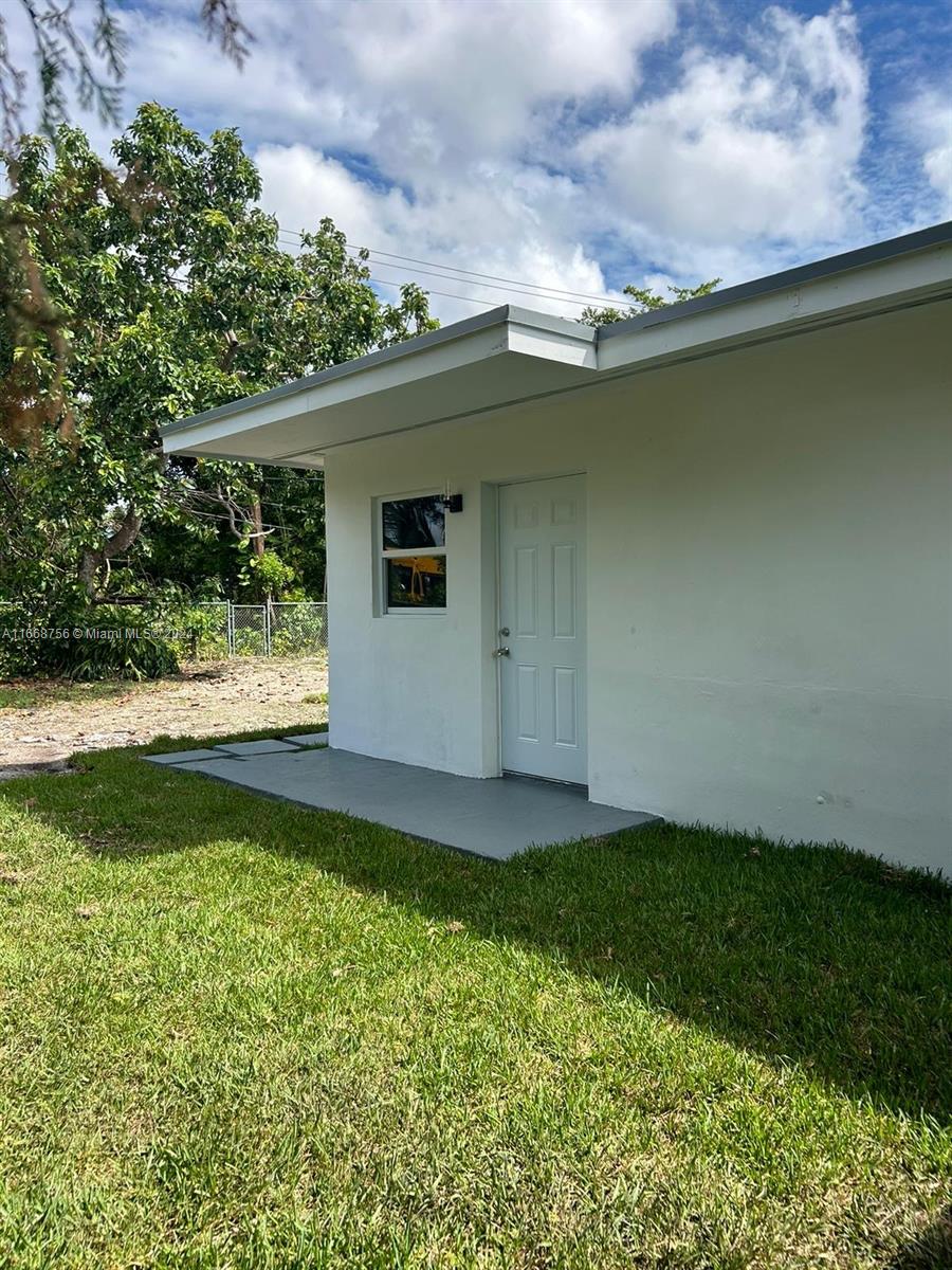 272nd St, Homestead, FL 33032