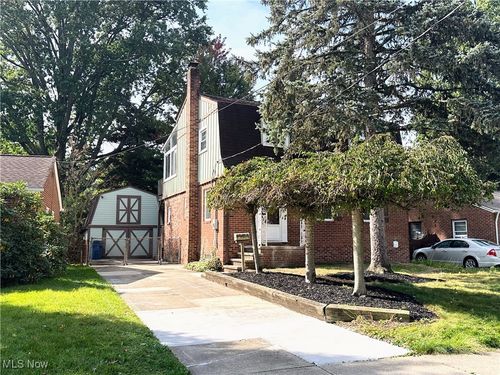 23045 Clifford Dr, North Olmsted, OH, 44070-1120 | Card Image