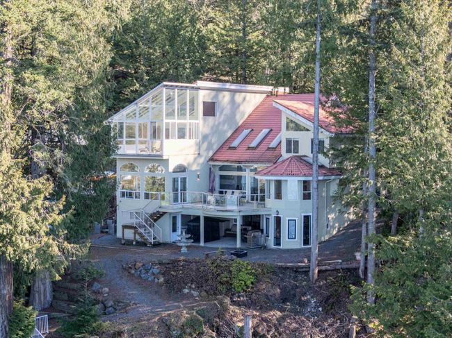 7209 Rockwell Drive, House other with 6 bedrooms, 4 bathrooms and 6 parking in Harrison Hot Springs BC | Image 8