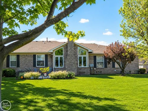 50140 Raleigh Ct, Macomb, MI, 48044-6110 | Card Image