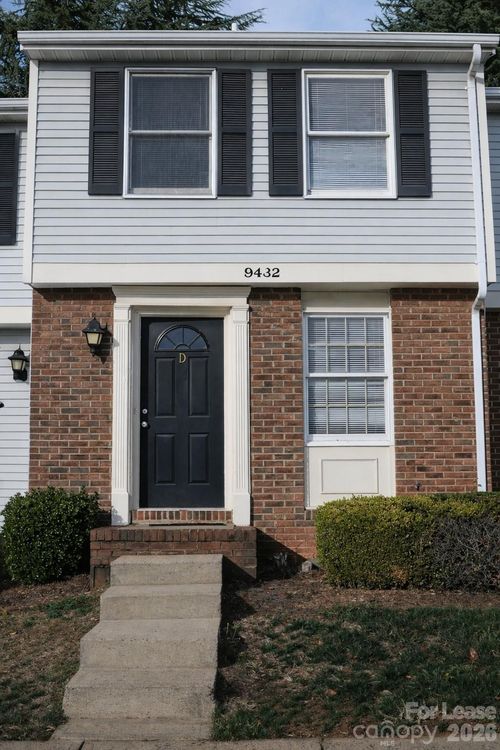 9424-B Lexington Circle, Charlotte, NC, 28213 | Card Image