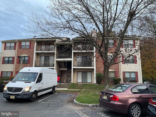 17 Joyner Ct, LAWRENCEVILLE, NJ, 08648-2612 | Card Image