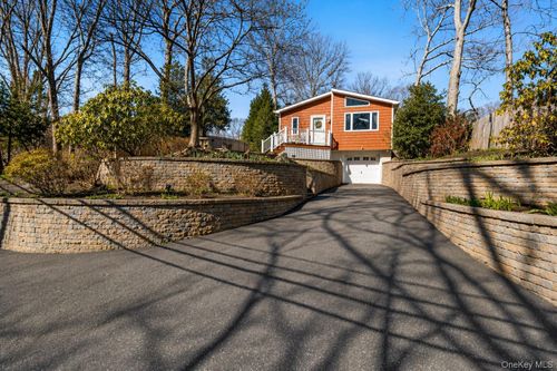 38 Corey Trl, Ridge, NY, 11961-3224 | Card Image