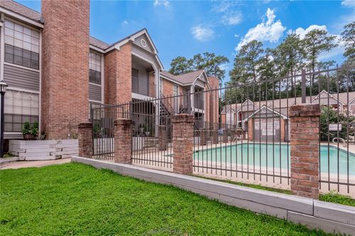apt-e7-2402 Sycamore Ave, Huntsville, TX, 77340-6145 | Card Image