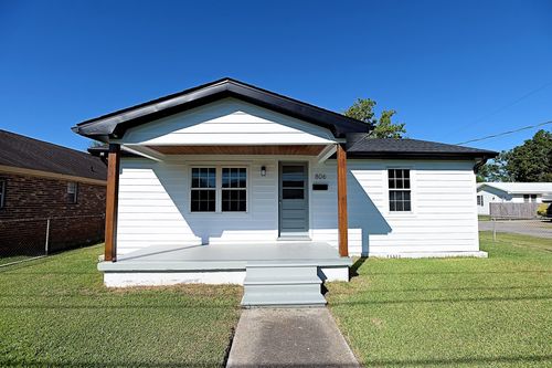 806 Coulon Rd, Thibodaux, LA, 70301-2324 | Card Image