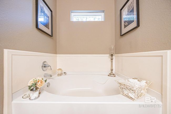 Bathroom | Image 37