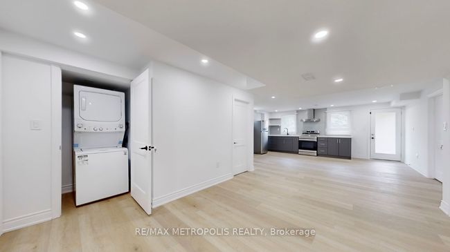 BSMT - 1428 Mockingbird Sq, House other with 1 bedrooms, 1 bathrooms and 1 parking in Pickering ON | Image 9