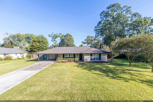9435 Goodwood Blvd, Baton Rouge, LA, 70815-4340 | Card Image