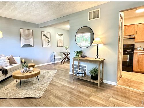 b-205-1705 Heatheridge Rd, Fort Collins, CO, 80526-1766 | Card Image
