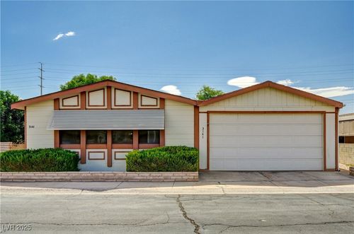 3141 Bellavista Ln, Las Vegas, NV, 89122-3325 | Card Image