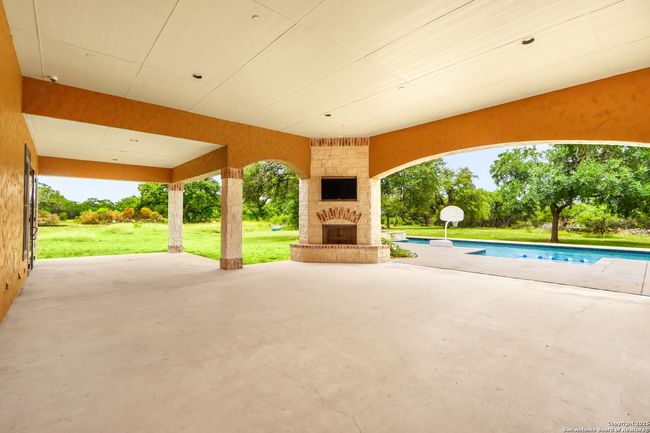2900 Rimrock Dr, House other with 2 bedrooms, 4 bathrooms and null parking in Spring Branch TX | Image 43