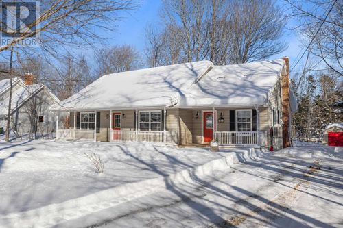 22 Arbour Lane, Cornwall, PE, C0A1H4 | Card Image