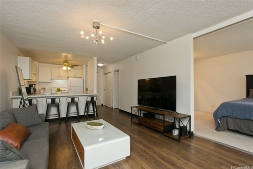 e2506-1255 Nuuanu Ave, Honolulu, HI, 96817 | Card Image