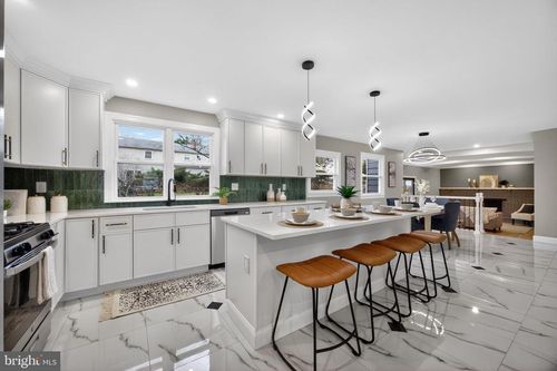 515 Balsam Rd, Cherry Hill, NJ, 08003-3201 | Card Image