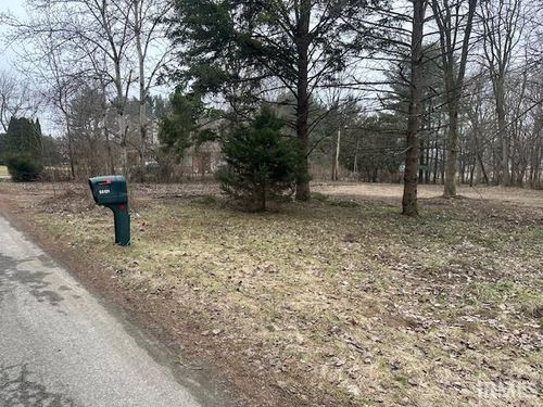 55131 Pear Rd, South Bend, IN, 46628-4527 | Card Image