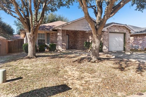 649 Moss Rose Ct, Dallas, TX, 75217-7789 | Card Image