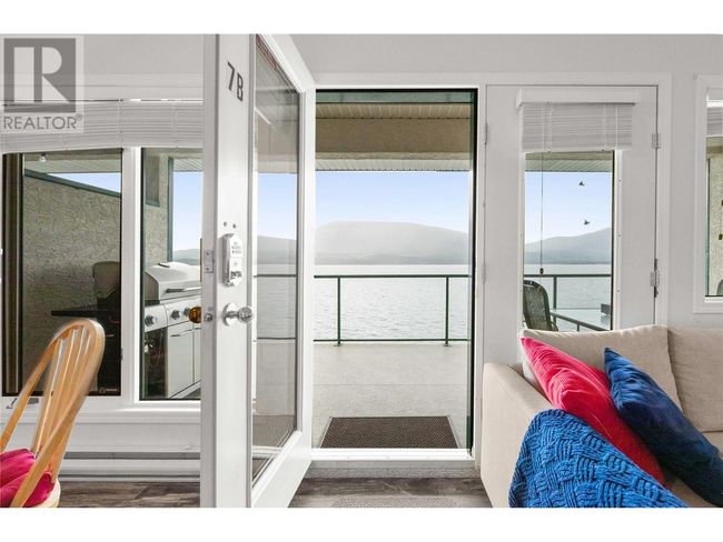 8B - 3935 Eagle Bay Rd, Townhouse with 2 bedrooms, 1 bathrooms and 1 parking in Eagle Bay BC | Image 8