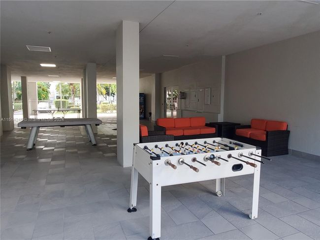 APT-923 - 19380 Collins Ave, Condo with 1 bedrooms, 1 bathrooms and null parking in Sunny Isles Beach FL | Image 19