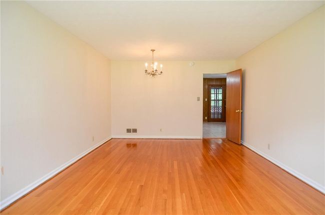 879 Old Tucker Rd, House other with 3 bedrooms, 2 bathrooms and 2 parking in Stone Mountain GA | Image 9