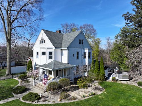 417 S Riverside Dr, Winamac, IN, 46996-1522 | Card Image