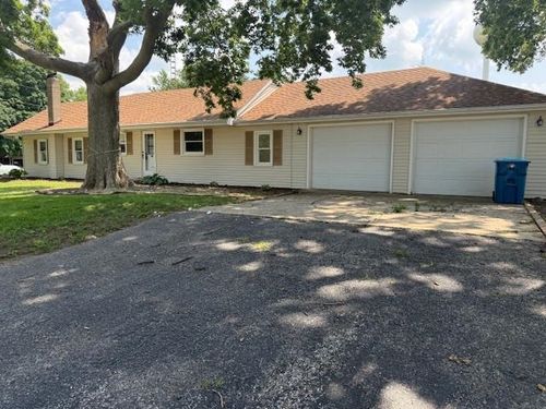 126 N 8th St, Hennepin, IL, 61327-9797 | Card Image