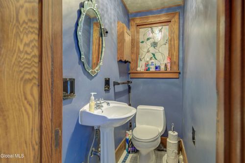 106 Prindle Ave, Johnstown, NY, 12095-1902 | Card Image