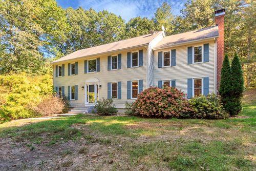 6 White Oak Ln, Derry, NH, 03038-7268 | Card Image