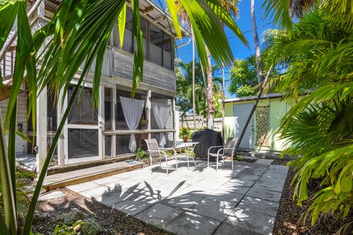 1911 Seidenberg Ave, Key West, FL, 33040-3623 | Card Image