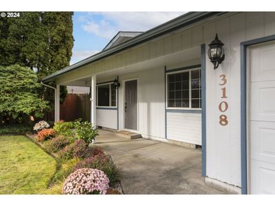 3108 Marigold St, House other with 3 bedrooms, 2 bathrooms and 2 parking in Longview WA | Image 3